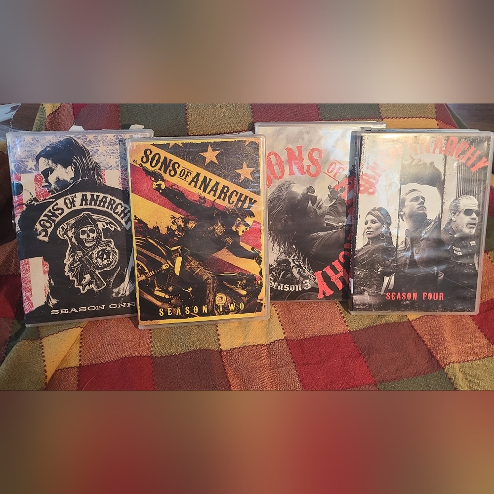 Sons of Anarchy DVD Set, Seasons 1-4 Season 1, 2, 3, 4 EUC